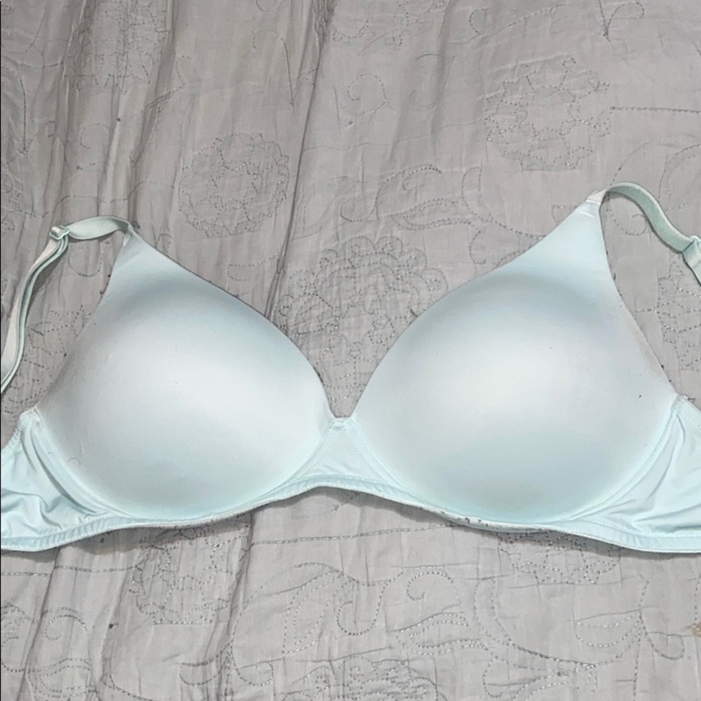 PINK wear anywhere wireless push up 36 DD
